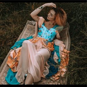 Meet your Posher, Abigail